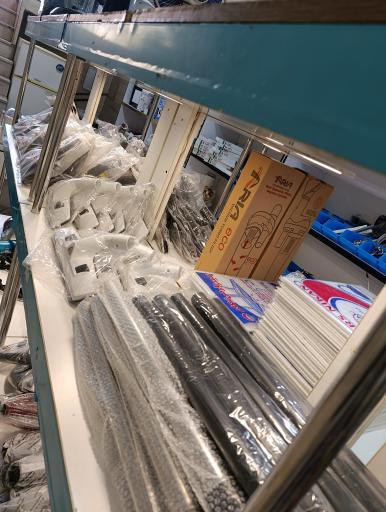 عکس تعمیرات لوازم خانگی سیمرغ