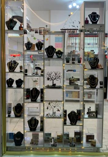 عکس فروشگاه نارنیا