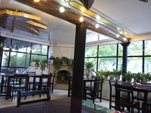 عکس پیتزا و بیرون بر تابه تا