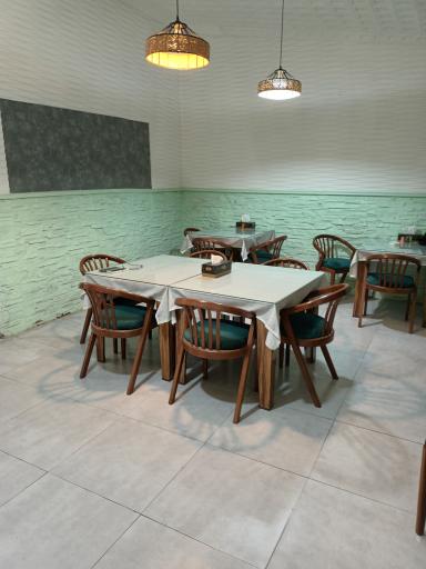 عکس کترینگ آدنا