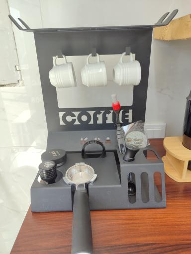 عکس پخش قهوه علیمرادی