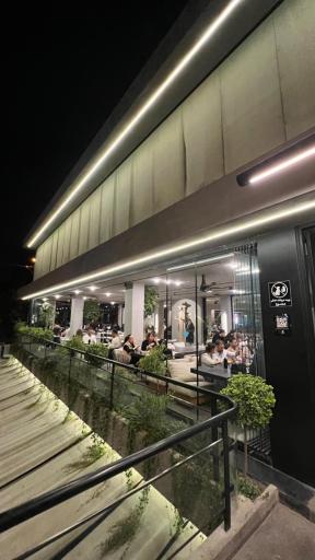 عکس فست فود گاردن هال