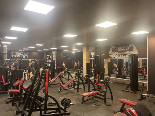 عکس باشگاه بدنسازی ژنتیک