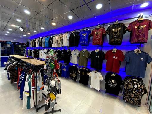 عکس فروشگاه آدیداس بلک