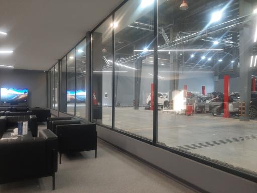 عکس نمایندگی مدیران خودرو ۷۷۷