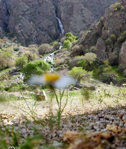 عکس آبشار دره عشق