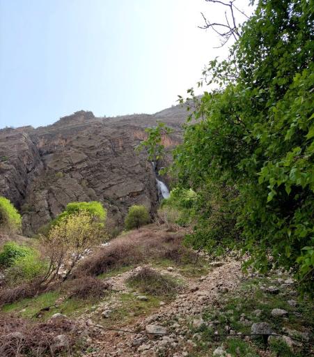 عکس آبشار دره عشق
