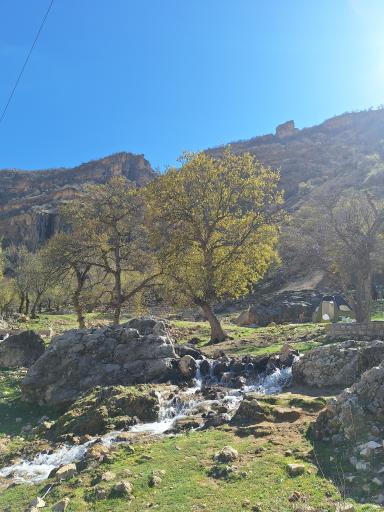 عکس آبشار دره عشق