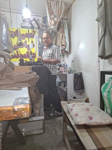 عکس خیاطی و تعمیرات لباس مردانه