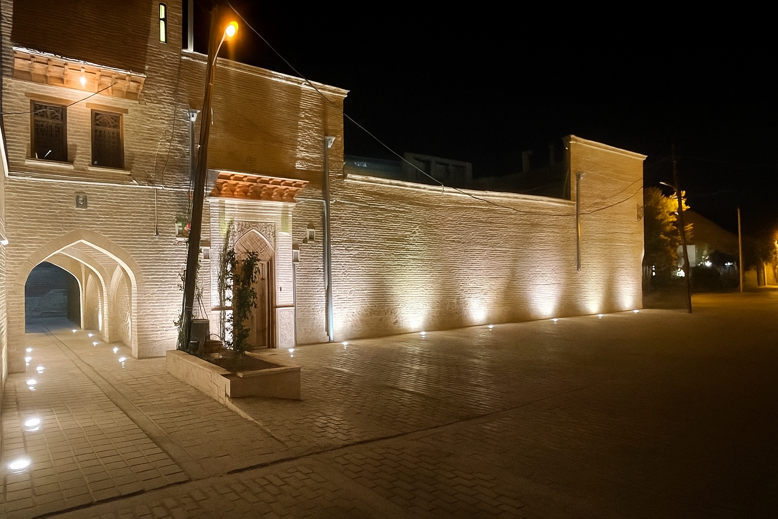 عکس عمارت رییس الاطبا