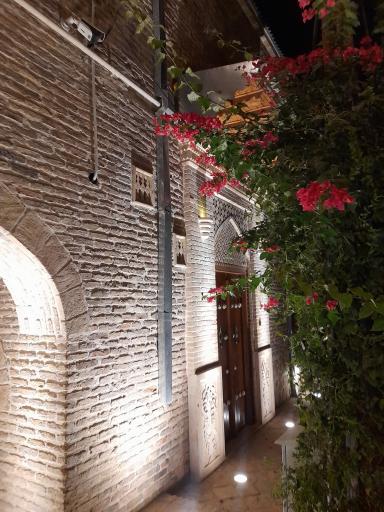 عکس عمارت رییس الاطبا