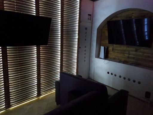 عکس کافی شاپ جردن