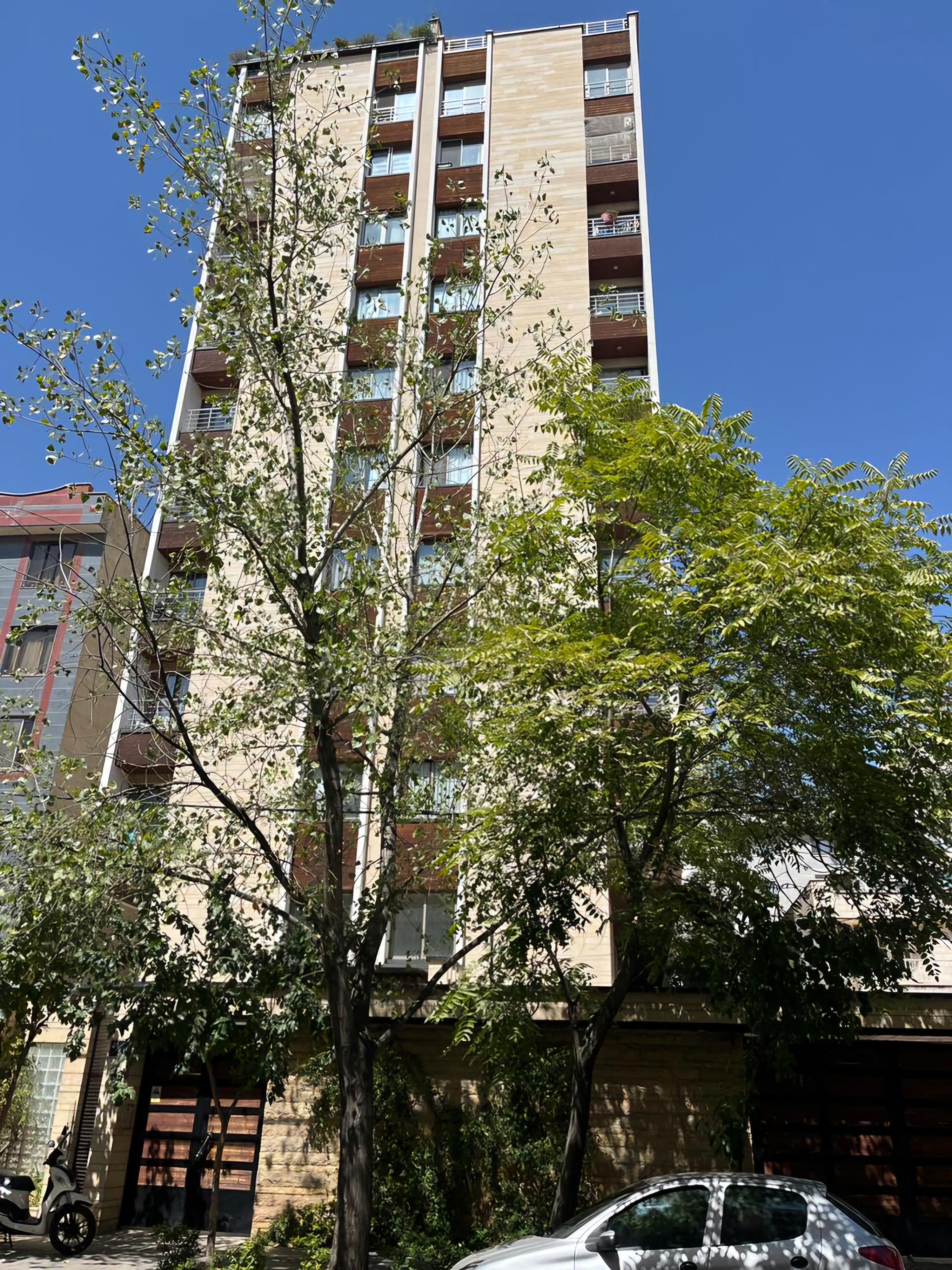 عکس برج باران 