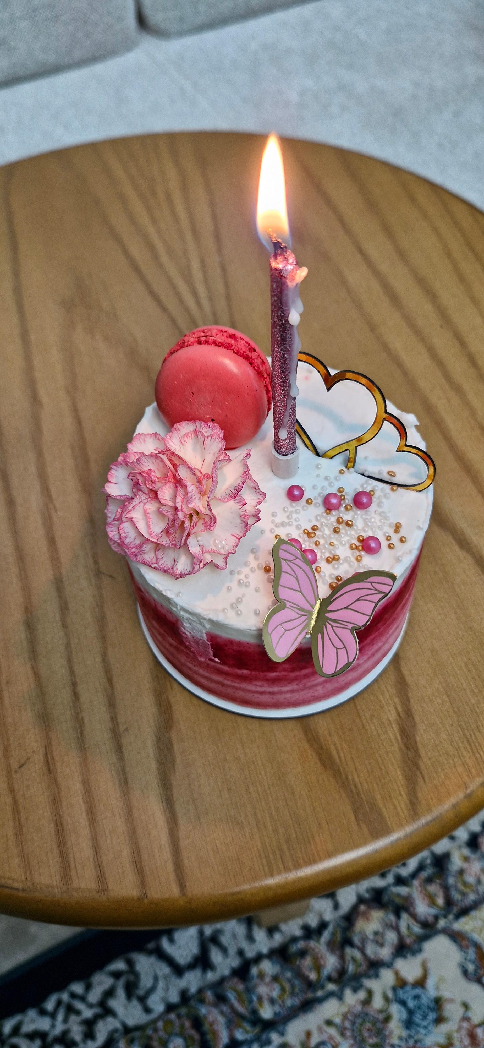 عکس شیرینی و آجیل اصل تبریز