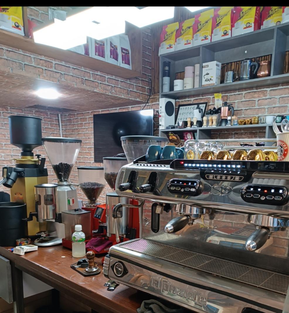 عکس قهوه وحید شعبه ۲