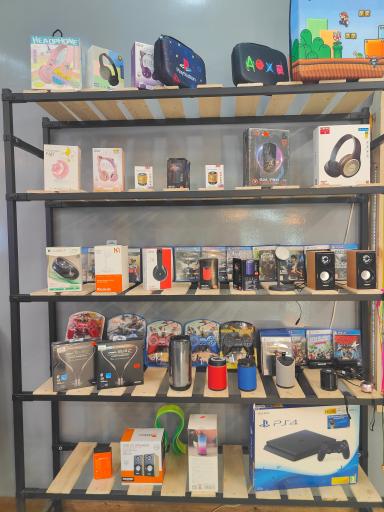 عکس فروشگاه بمب جانبی