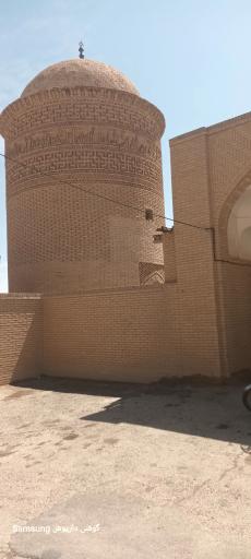 گنبد پیر علمدار