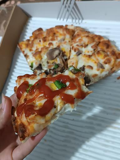 عکس فست فود رایکا