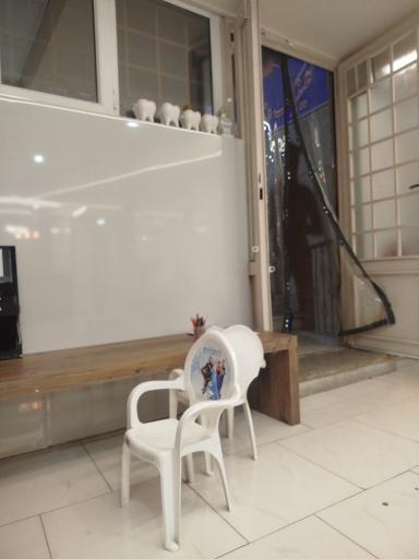 عکس دکتر یاسمن اخگر