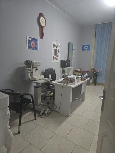 عکس اپتومتریست سکینه قلی زاده
