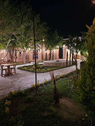 عکس کافه رستوران طرفه