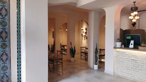 عکس کافه رستوران طرفه