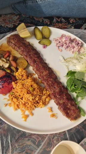 عکس رستوران لاله