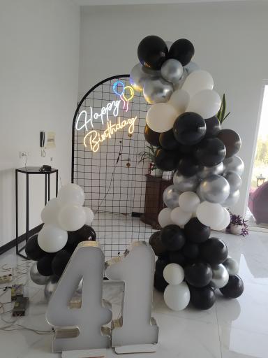 عکس تم تولد و بله برون 