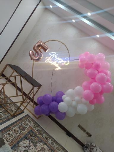 عکس تم تولد و بله برون 