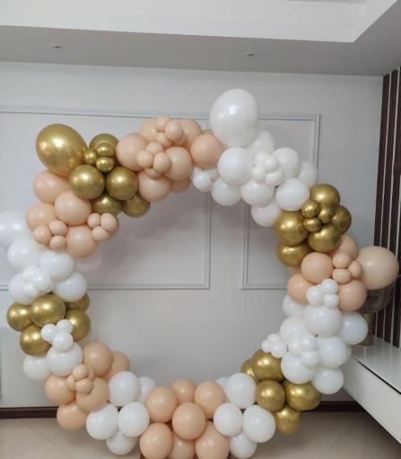 عکس تم تولد و بله برون 