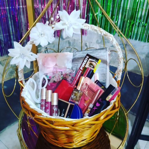 عکس تم تولد و بله برون 