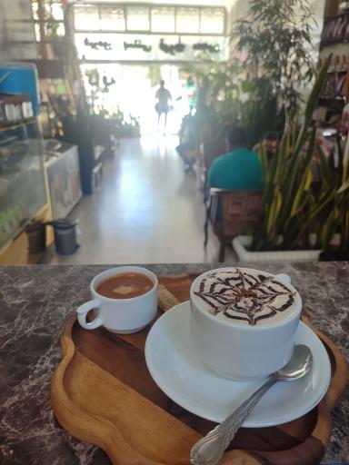عکس کافی شاپ دایی