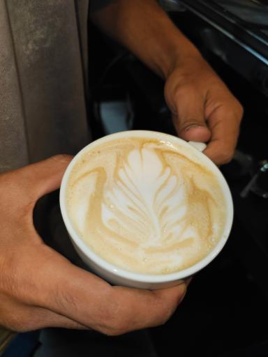 عکس کافه زحل