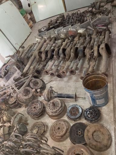 لوازم استوک خودرو فروغی