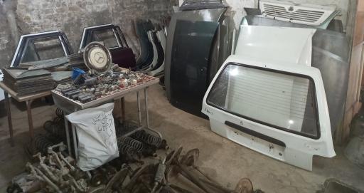 لوازم استوک خودرو فروغی