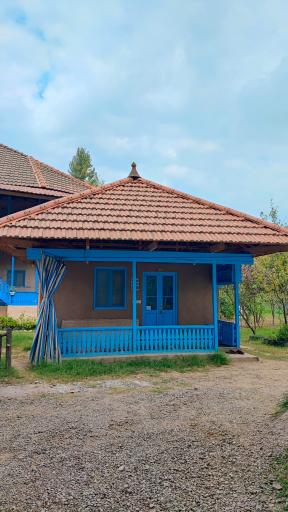 عکس اقامتگاه بومگردی تلارخانه بردبار