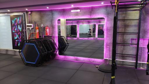عکس باشگاه تندرستی 127
