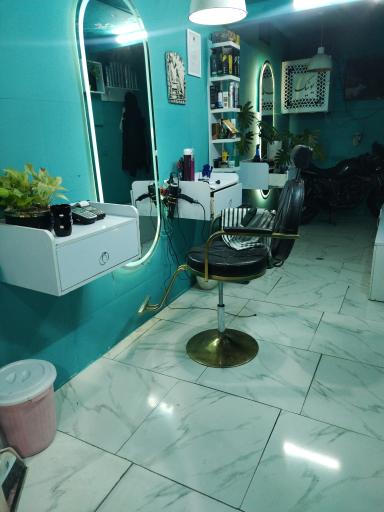 عکس پیرایش یونیک