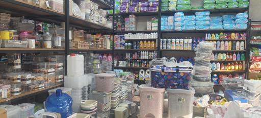 عکس مرکز پخش ظروف یکبار مصرف متوسلی