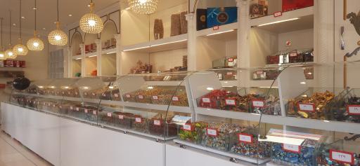 عکس آجیل خان