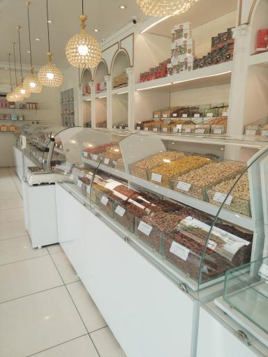 عکس آجیل خان