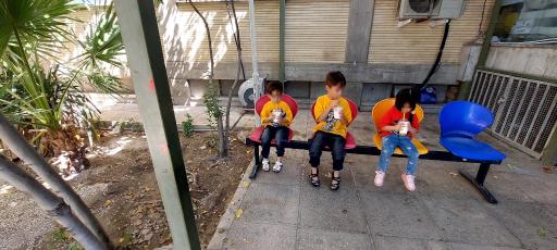 عکس بیمارستان تخصصی کودکان امام حسین (ع)