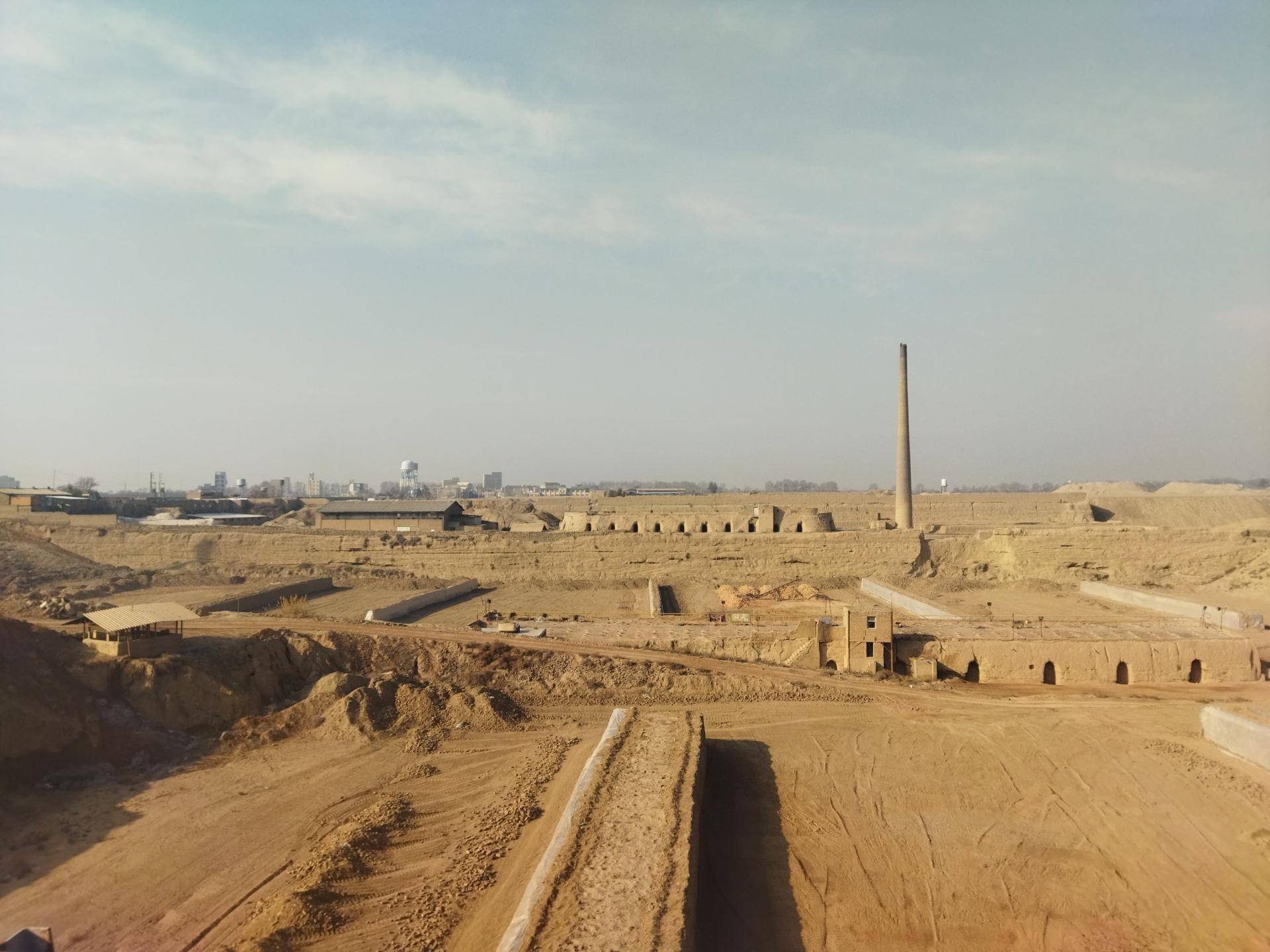 عکس کارخانه آجرپزی فرد