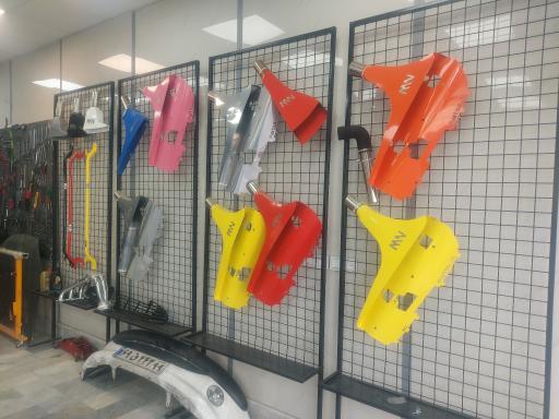 عکس مجموعه خدمات خودرویی اسپرت لوکس