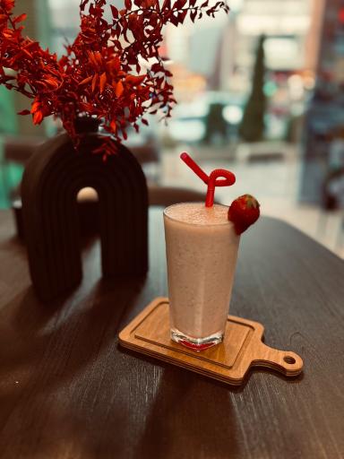 عکس کافه ریوا