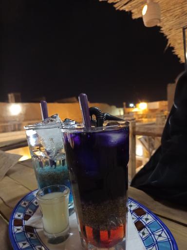 عکس کافه شعرنوش
