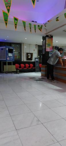 عکس بیمارستان تخصصی کودکان امام حسین (ع)