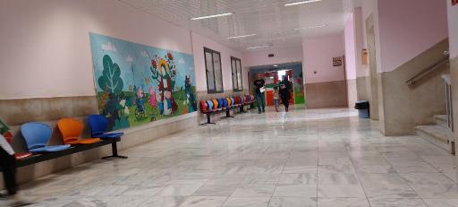 عکس بیمارستان تخصصی کودکان امام حسین (ع)