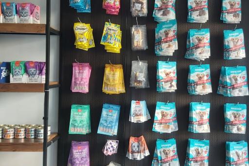 عکس پت شاپ و ملزومات حیوانات خانگی کیتی مون