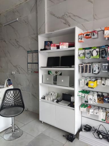 عکس فروشگاه لپ تاپ آیمک ONBOARD 